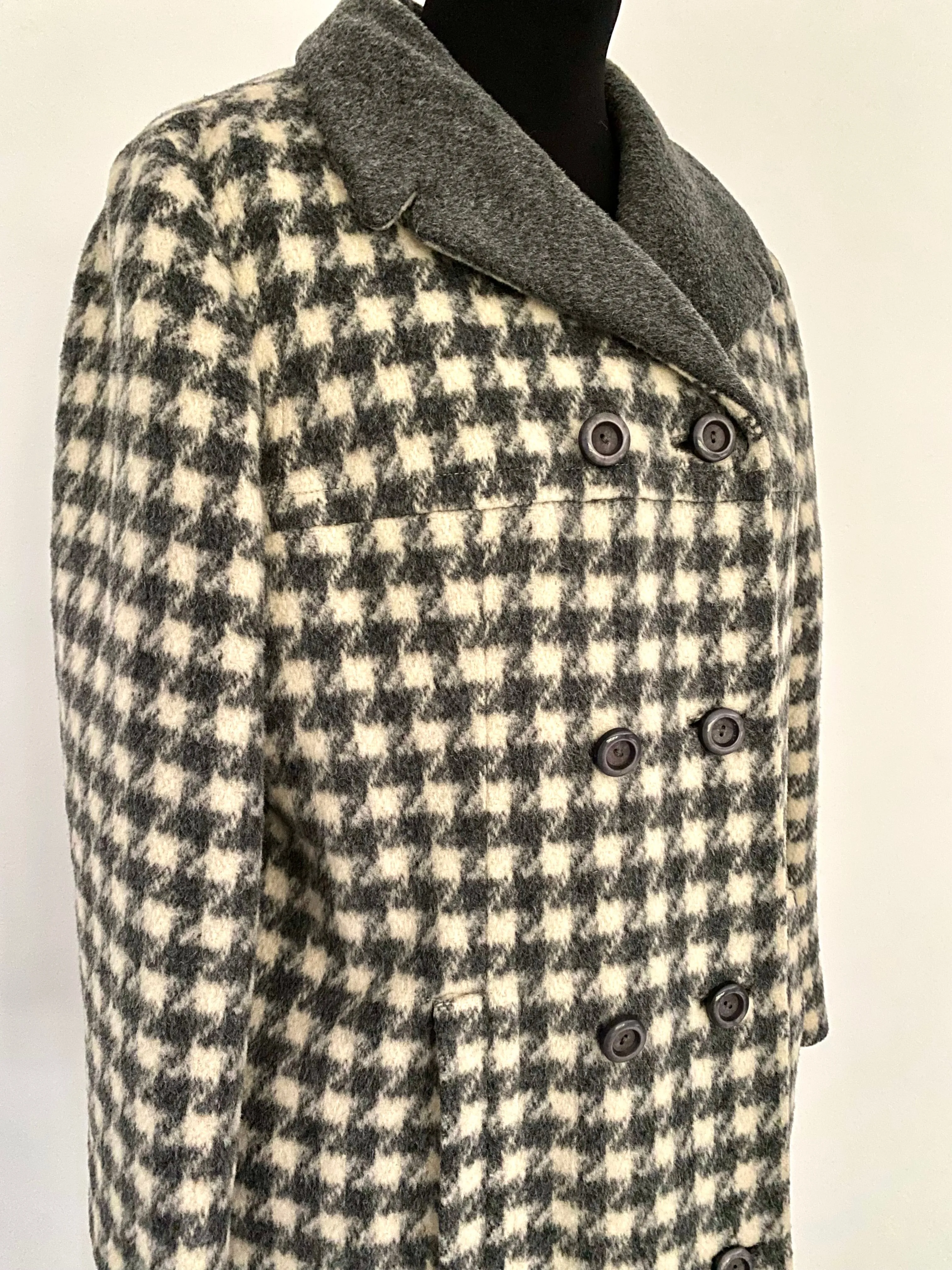 1960s Zachs, East Liverpool Houndstooth Coat