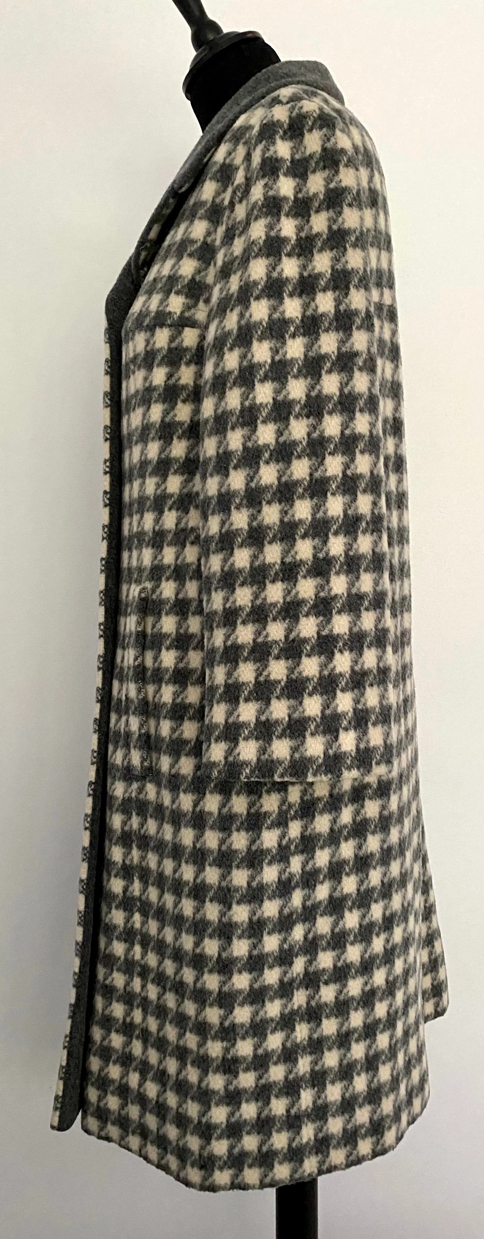 1960s Zachs, East Liverpool Houndstooth Coat